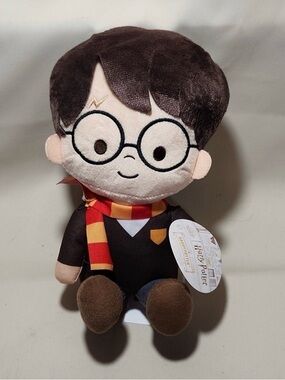 Warner Bros. Harry Potter Plush - Brown Hair with Red & Gold Scarf